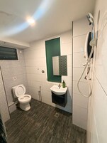 Artículos de tocador gratuitos, toallas, jabón, shampoo