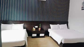 Family Double Room | Free WiFi, bed sheets