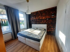 Free WiFi, bed sheets - Vacation apartment Anno 1905 Jever (Jever)