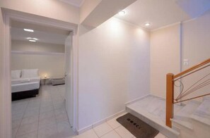 Interior - Central Chalandri Studio (Chalandri)