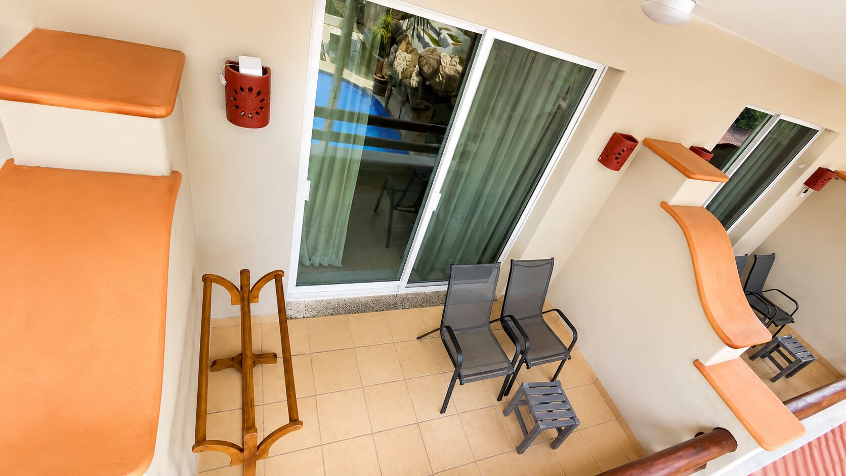 Family Double Room, Balcony, Partial Sea View | Property grounds