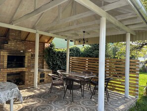 Outdoor dining - Lake house (Cholpon-Ata)