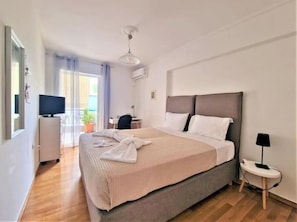 Iron/ironing board, WiFi, bed sheets - Casa Athenia Inn (Athina)