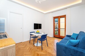 Departamento, balcón, vista a la ciudad | Interior