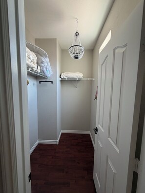 Interior - Quiet luxury desert retreat Nataly’s 2 bedroom house with pool Summerline   (Las Vegas)