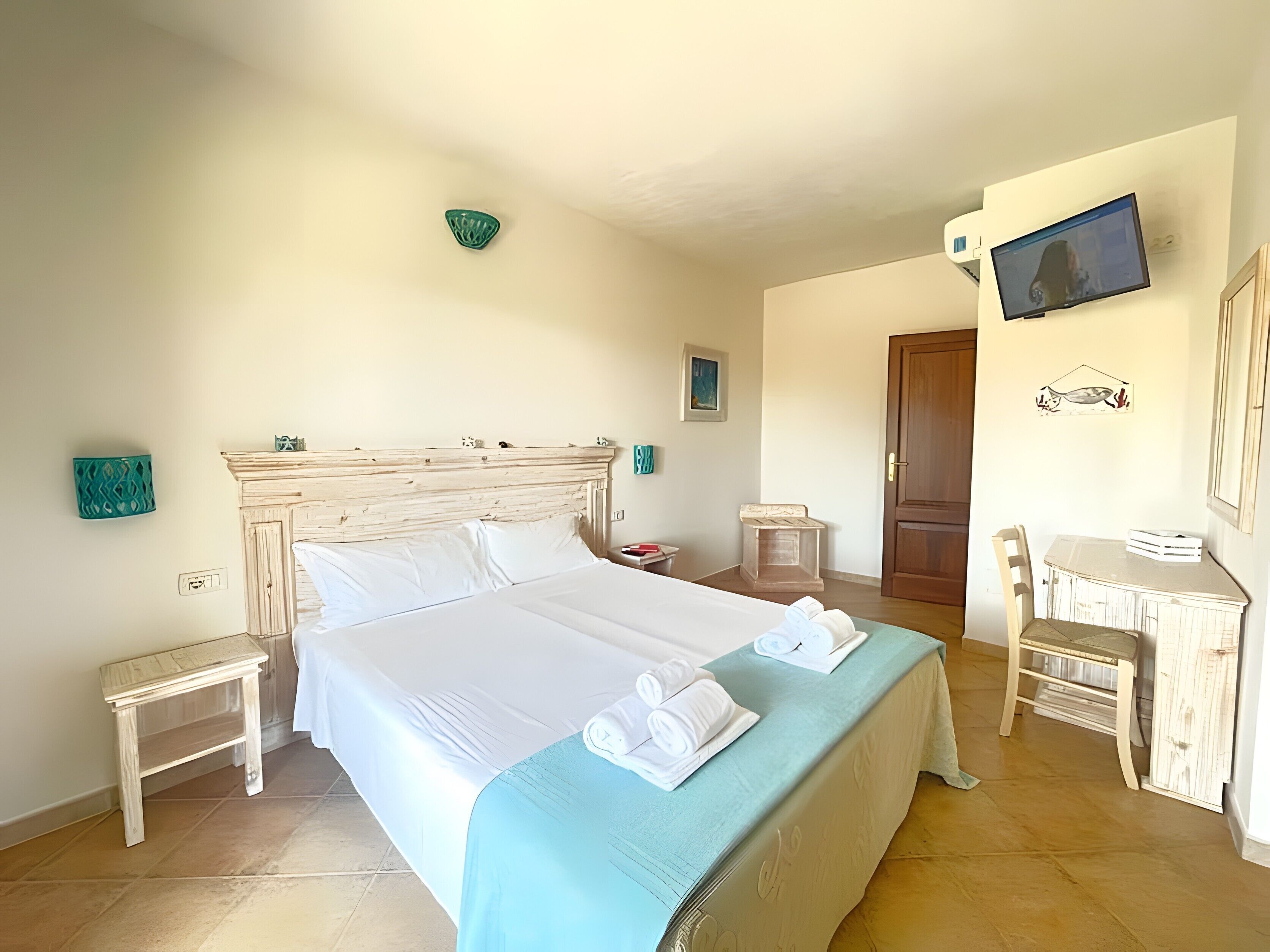 1 camera, ferro/asse da stiro, Wi-Fi, lenzuola
