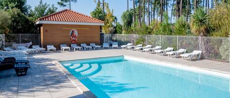 Apartment | Pool | Außenpool, beheizter Pool