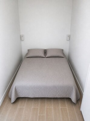 Wifi gratis y ropa de cama