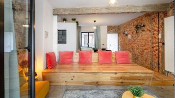 Apartment | Living room