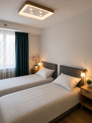 Iron/ironing board, WiFi, bed sheets - Bright Modern Flat Near Old Town and Tram (Tallinn)