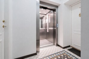 Interior - Bright Modern Flat Near Old Town and Tram (Tallinn)