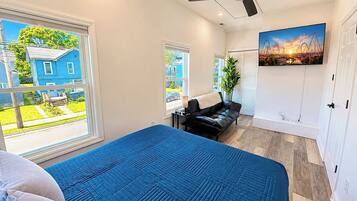 4 bedrooms, iron/ironing board, free WiFi, bed sheets