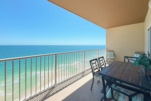 Outdoor dining - Crystal Shores West #1104 - Beachfront, Gulf Views, Indoor/Outdoor Pool, Hot Tub (Gulf Shores)