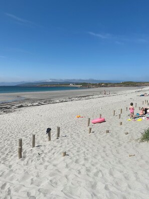 Beach -  3-bedroom cottage outside Dungloe perfect base for exploring Donegal (Dungloe)