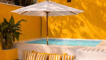 Piscina externa, piscina aquecida