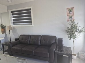 Living area - Stylish Secondary Suite with Private Entry (Airdrie)