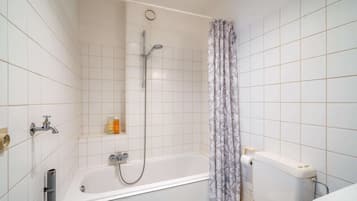 Apartment | Bathroom
