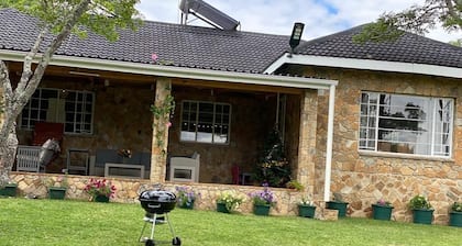 Countryside cottage in Juliasdale - 2377
