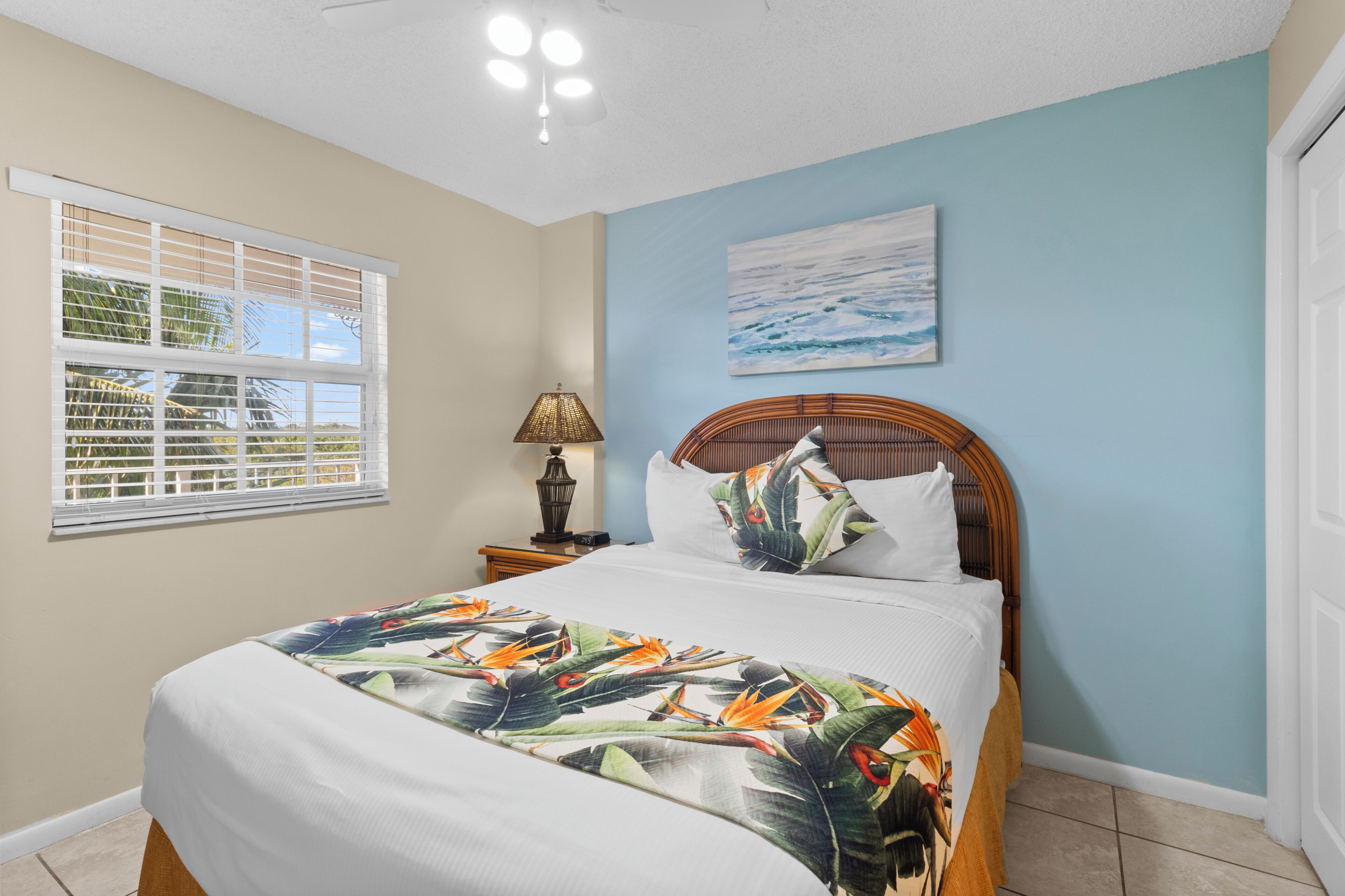 Seaside Retreat: Unit With Onsite Marina, Private Beach & Near Marine Theater - Key Largo, FL