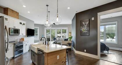 Martini Mountain Downtown Loft