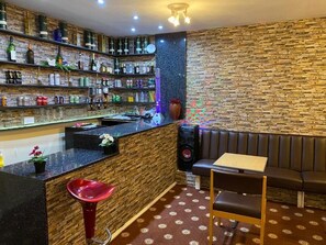 Bar (on property) - Sea Princess Hotel (Blackpool)