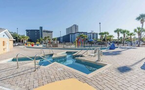 Pool - Bright Beachfront Studio + Pool (Myrtle Beach)