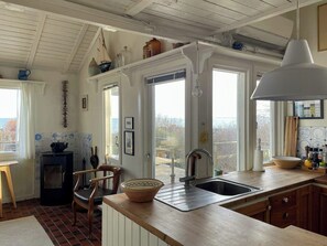Oven, coffee/tea maker - House with a view and direct access to beach (Haderslev)