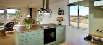 Sommerhus med udsigt over fredet klithede