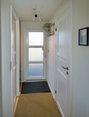 Interior - Holiday home overlooking protected dune heath (Frøstrup)