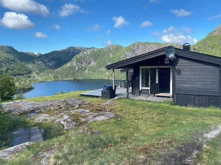 Exterior. Mountain cabin with magical view and tranquil lake