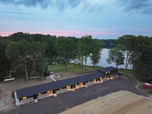 Exterior - Lake Front Boutique Hotel Unit #3 (Jones)