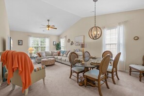 TV - Sunset Beach Retreat (Sunset Beach)