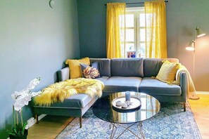 Fernseher, Kamin
