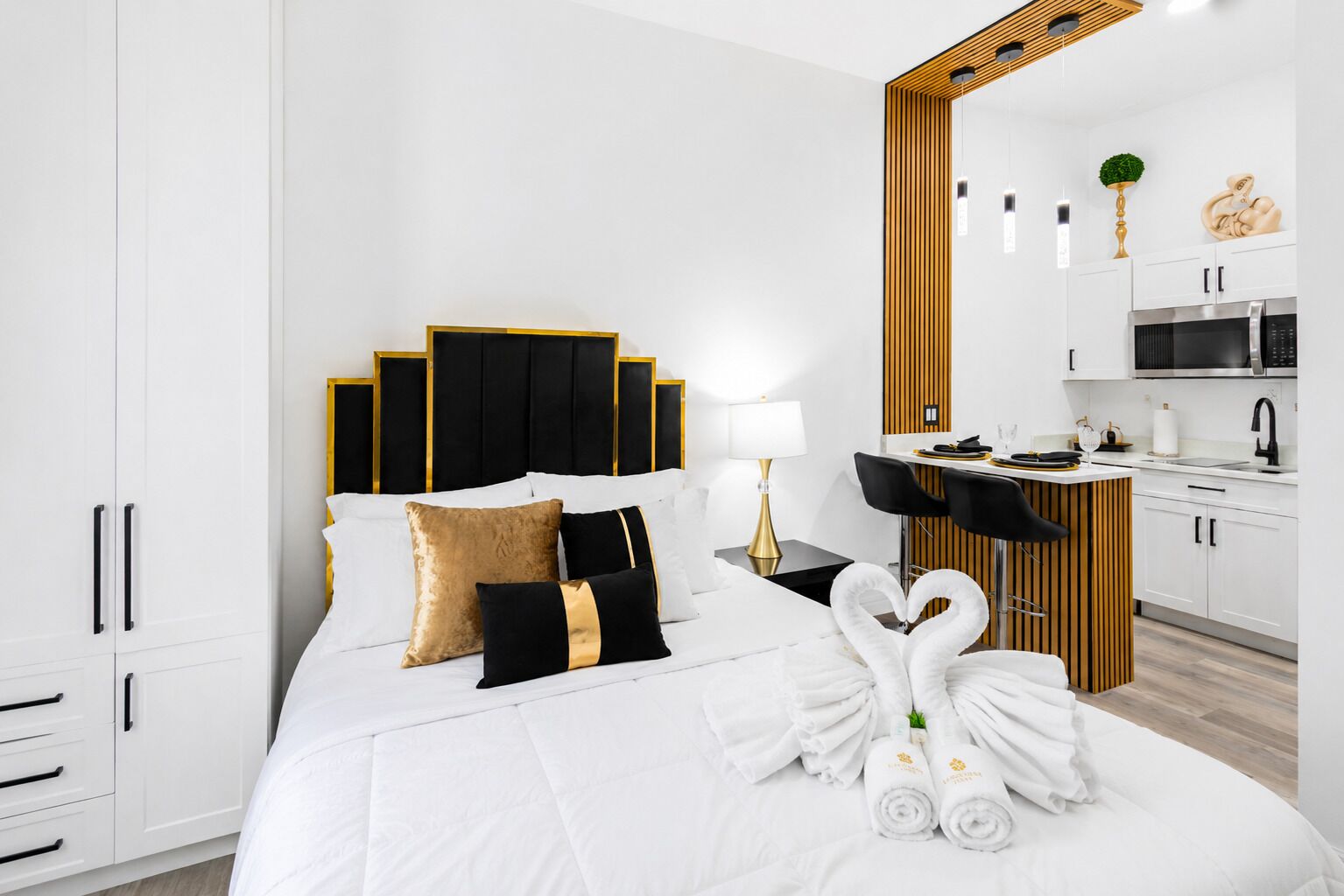 1 chambre, fer et planche à repasser, Wi-Fi, literie fournie