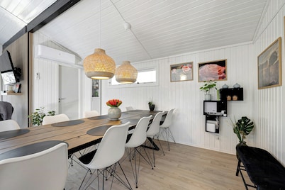 Idyllic gem on Als Odde with activities