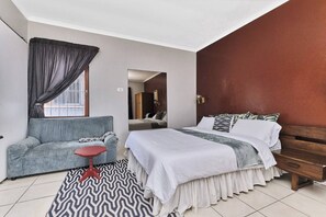 Apartment, 1 Bedroom, Patio | 1 bedroom - The Cozy 1 Bedroom Apartment (Johannesburg)