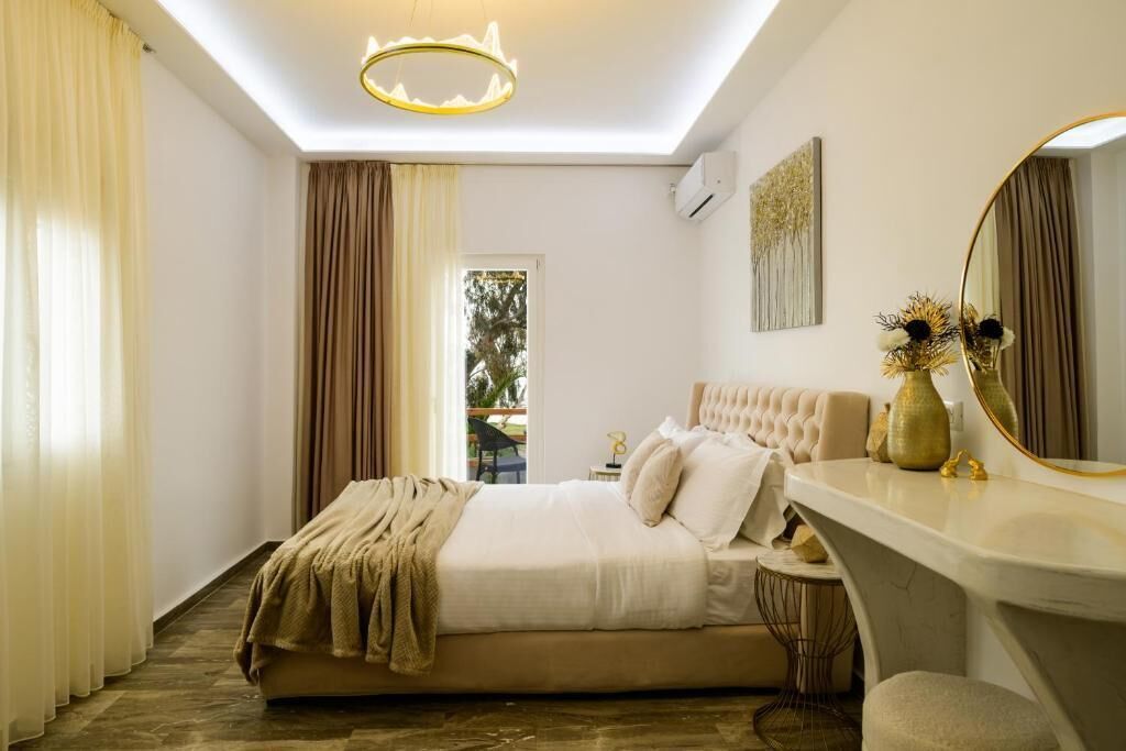 Classic Suite, Balcony, Sea View | In-room safe, blackout curtains, soundproofing, iron/ironing board