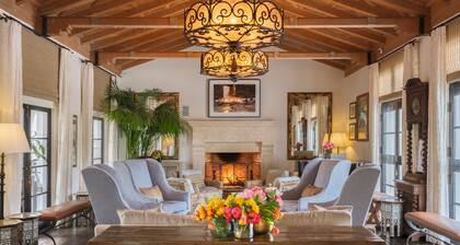 Cypress Inn