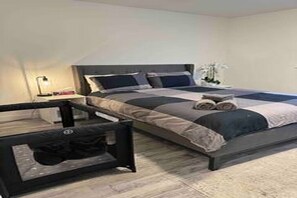 3 Schlafzimmer, Bügeleisen/Bügelbrett, WLAN