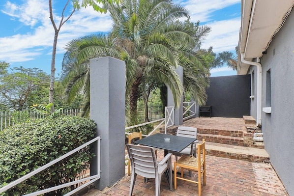 Apartment, 2 Bedrooms, Patio | Outdoor dining - Cozy Two Bedroom Escape (Johannesburg)