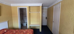 Standaard kamer, 2 tweepersoonsbedden | Gratis wifi