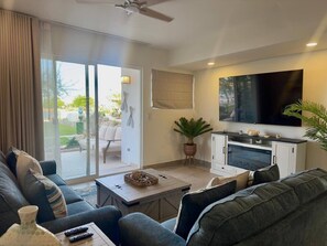 TV - Relaxing Family Spot. Pool, Lagoon & Beach Walk B7 (Islas del Mar)