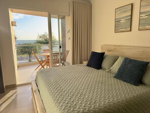 Iron/ironing board, WiFi, bed sheets - Relaxing Family Spot. Pool, Lagoon & Beach Walk B7 (Islas del Mar)
