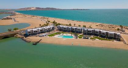 Relaxing Family Spot. Pool, Lagoon & Beach Walk B7