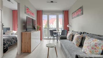 Comfort Apartment | Iron/ironing board, free WiFi