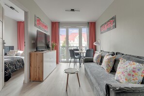 Comfort Apartment - Mostek 2101 PinkGray by Grand Apartments (Gdańsk)