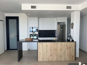 Fridge, microwave, oven, dishwasher - Sea and mountains, your ideal home (Polop)