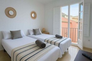 Iron/ironing board, Internet, bed sheets - Relax and Nature with Incredible Views (Finestrat)