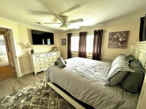 4 Schlafzimmer, Bügeleisen/Bügelbrett, WLAN, Bettwäsche
