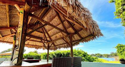 Sunny Private Pool Escape Near Clearwater Beach